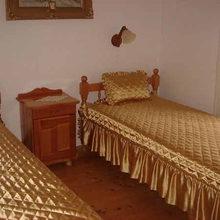 Къща Под Наем Petrova Hotell Tsjerven Eksteriør bilde