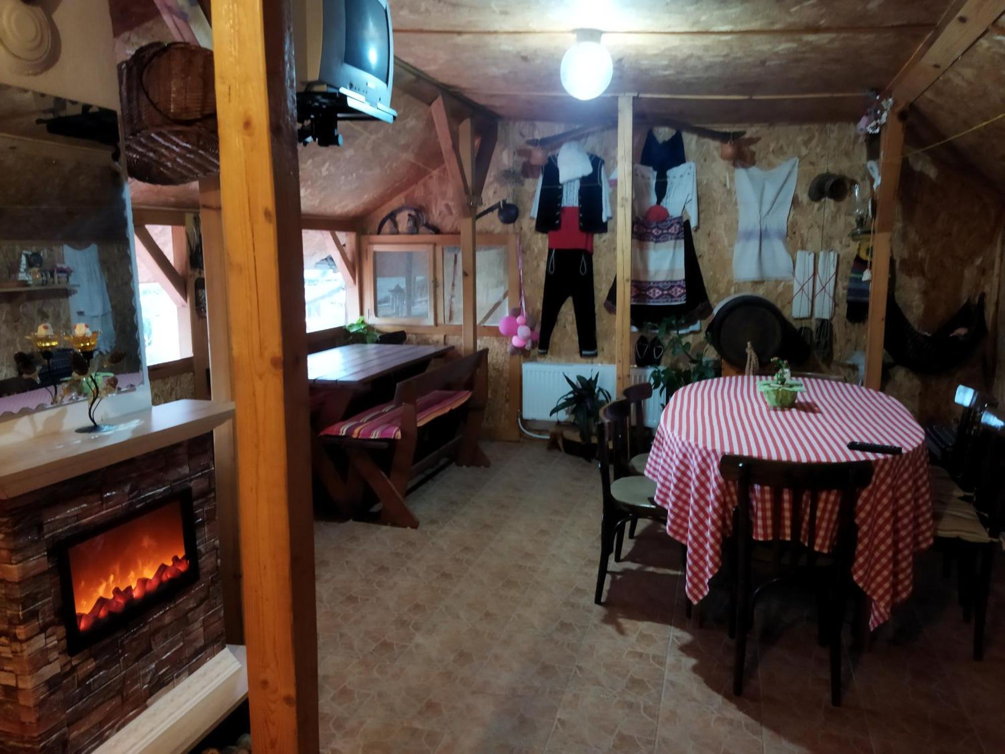 Къща Под Наем Petrova Hotell Tsjerven Eksteriør bilde